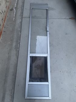 Sliding Glass Door Pet Door Insert/Puerta para Mascota