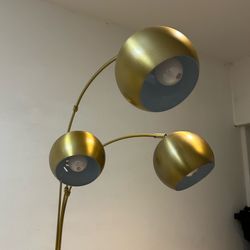 3 headed metal globe light