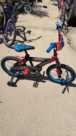 16” spider-Man with training wheels