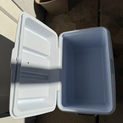 Igloo Cooler