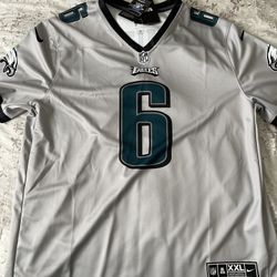 Brand New 2XL w/Tags DeVonta Smith Jersey!