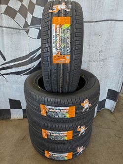 275/55r20 "Brand New" Cosmo El Jefe HT All Season Tires (55,000 mile warranty)
