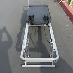 New Foldable Pilates Reformer Machine for Home and Gym 300 Ibs Cap