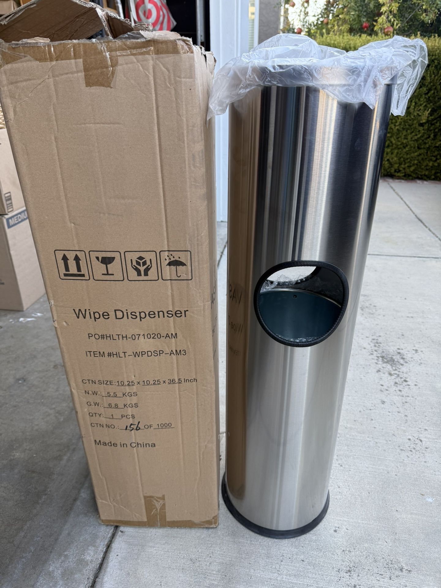 Wipes Dispenser New. Nuevo