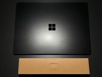 Microsoft Surface Laptop 4 - 13.5" TouchScreen (16GB RAM, 256GB SSD, Intel Core i7 11th Gen)