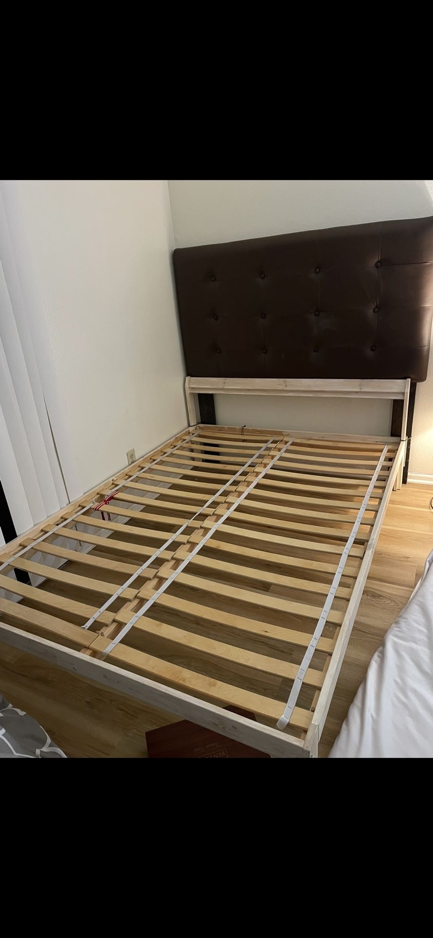 IKEA Full/Double Bed Frame With luroy Slats