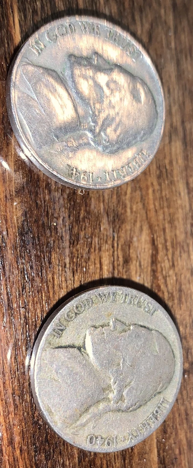 Vintage 1940 / 1941 Nickels Also An Indian Head Buffalo With No Date ( Very Old )