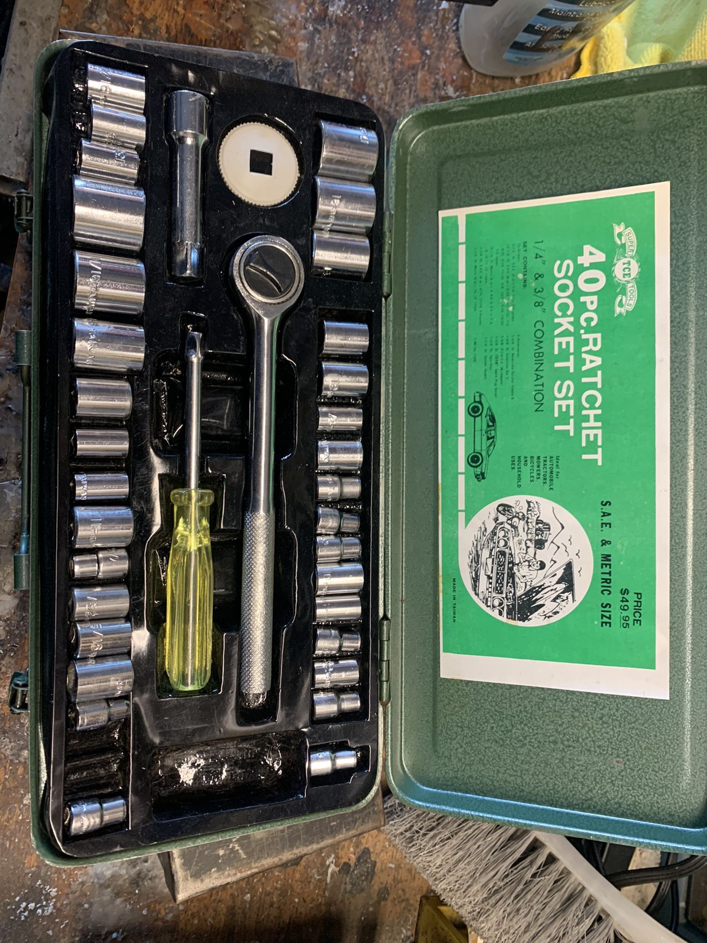 Socket Set In Case 40 Pieces