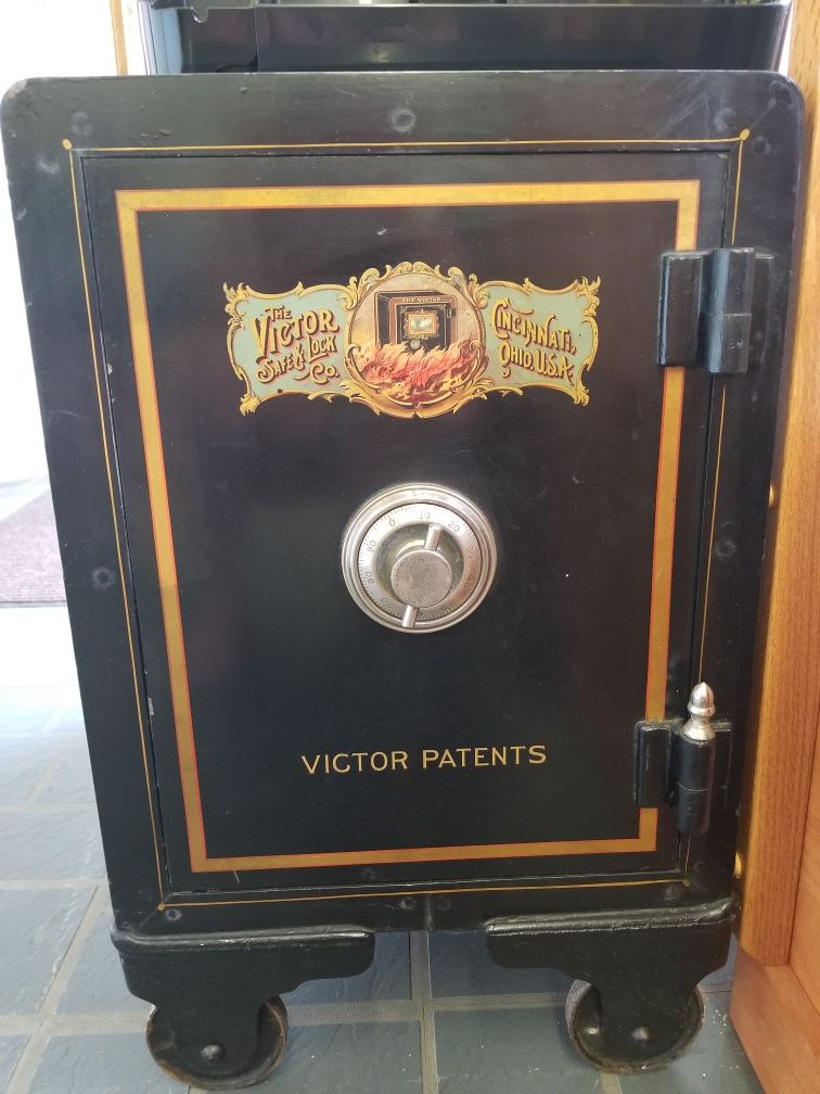 Antique VICTOR Safe 1885 for Sale in Mount Morris, IL OfferUp