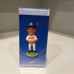 Cesar Izturis Dodgers BobbleHead 