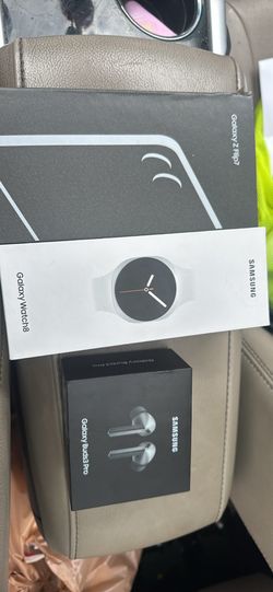 Galaxy watch 8, air buds 3