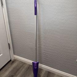Swiffer mop