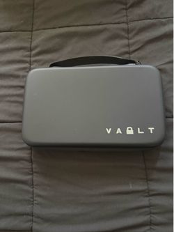 Vault knife case
