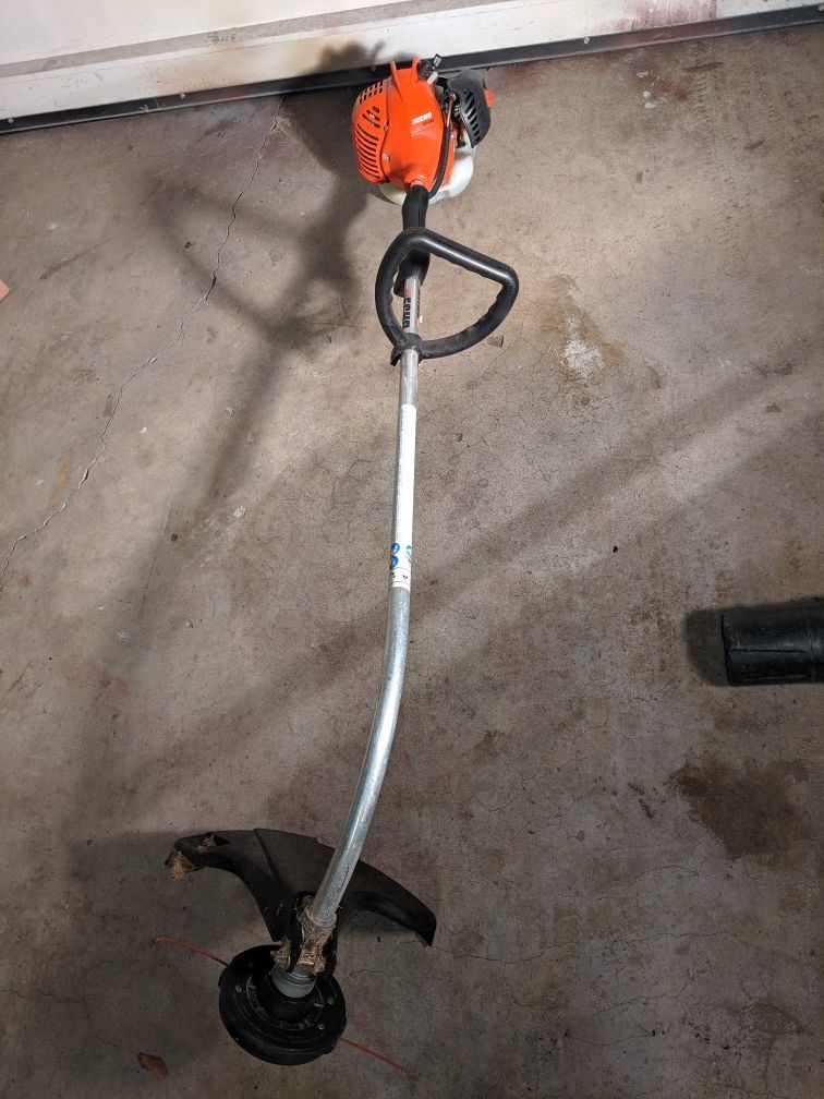 $125 cash or trade for a newer leaf blower