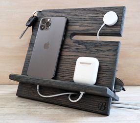 Universal Red Oak Wood Docking Station Stand Organizer for Desk/Home/Office/Nightstand/Dresser Iphone Android Versatile Apple Watch with 3 Cord Slots