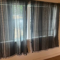 Living Room Curtains And Rod