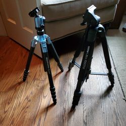 Camera Tri-pods With Carrying Bags