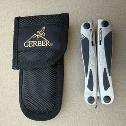 Gerber Multi-Plier (800 Legend) Multi-Tool Brand New