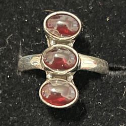 NEW Size 7 Garnet Sterling Silver Ring