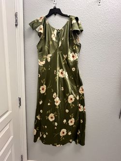 Olive green maxi dress - brand new , size Large