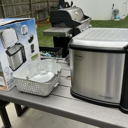 Masterbuilt Butterball fryer ,  turkey fryer. electric fryer , fries