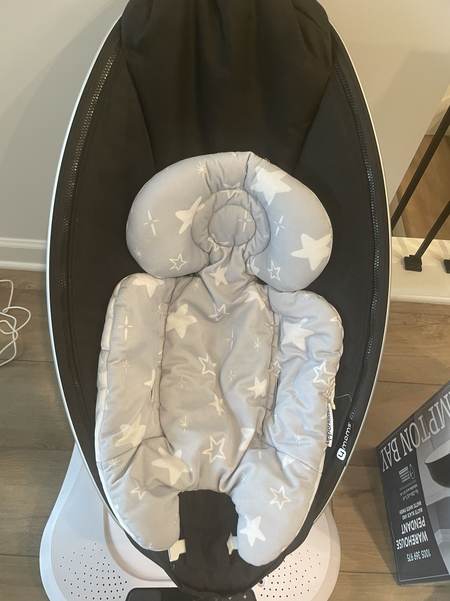 4moms mamaRoo Infant Swing Works Great!