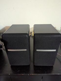 Singing Wood T25 Bookshelf Speakers