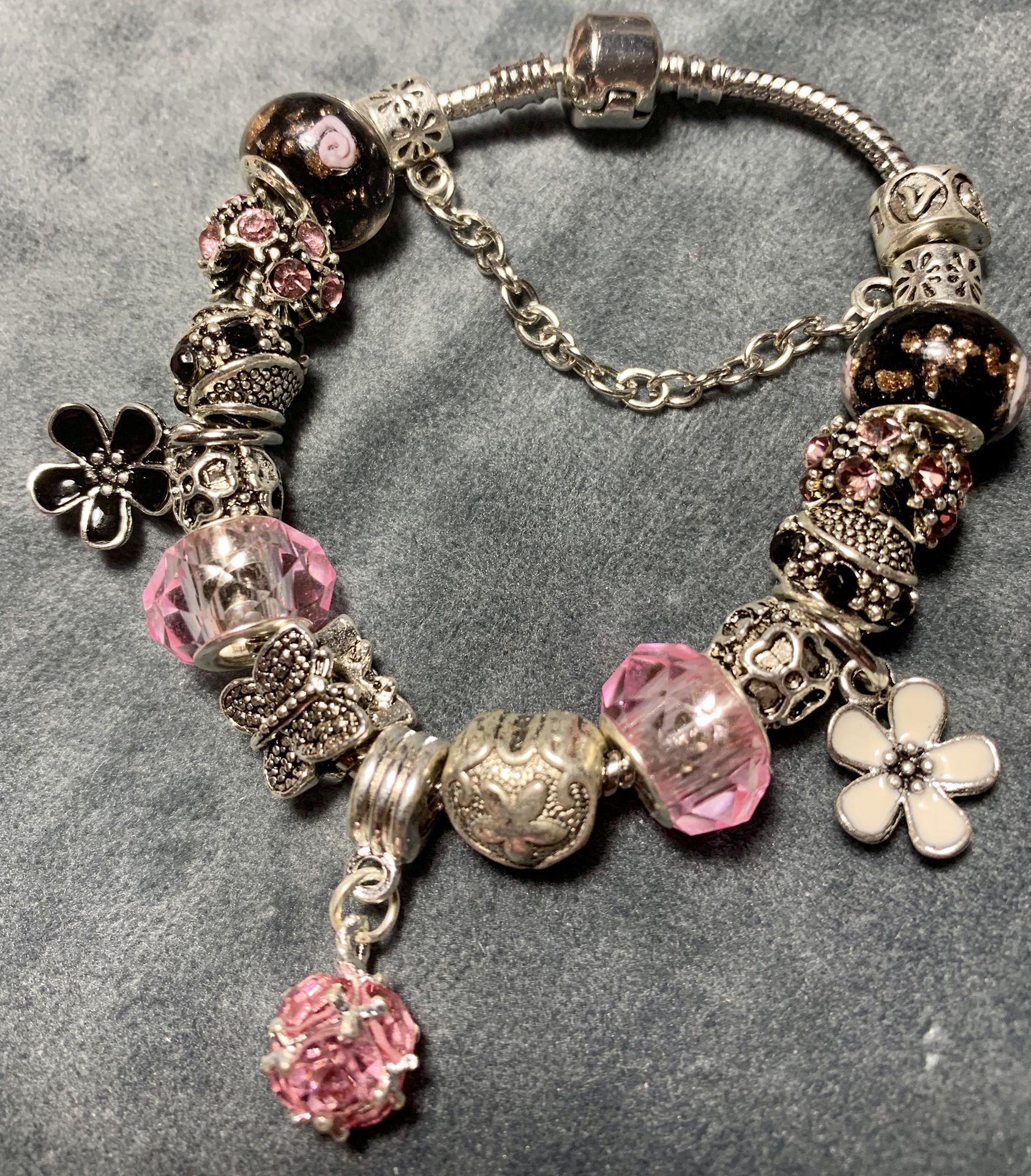 Great Quality Charm Bracelet for Women Perfect Gift π