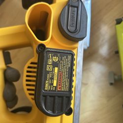 DEWALT 5.5 Amp Corded 3-1/4 in. Portable Handheld Planer