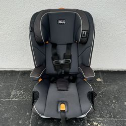 CHICCO MY FIT 2 In 1 CONVERTIBLE CAR SEAT!!