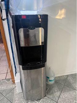 Water dispenser