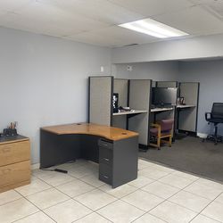 Office desk & cubicles plus more!!