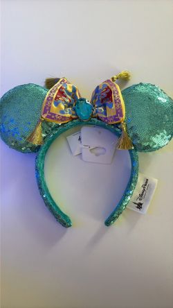 Magic Carpet Minnie Ears