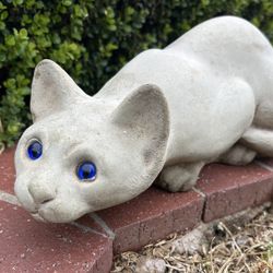 Vintage Concrete Cat Blue Glass Eyes Heavy Sculpture Statue Couching Hunting Kitty Garden Centerpiece Collectible Estate Find 