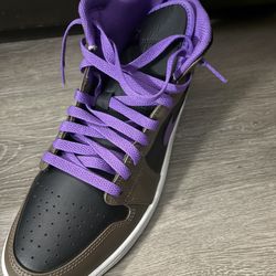 Jordan 1 Mid purple Mocha