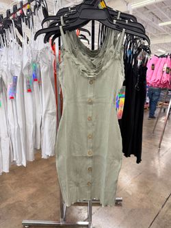 Derek Heart Dresses Available in 4 Different colors Sizes Large, Medium and Small