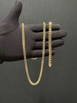 14K Gold filled Cuban Link chain and matching bracelet set