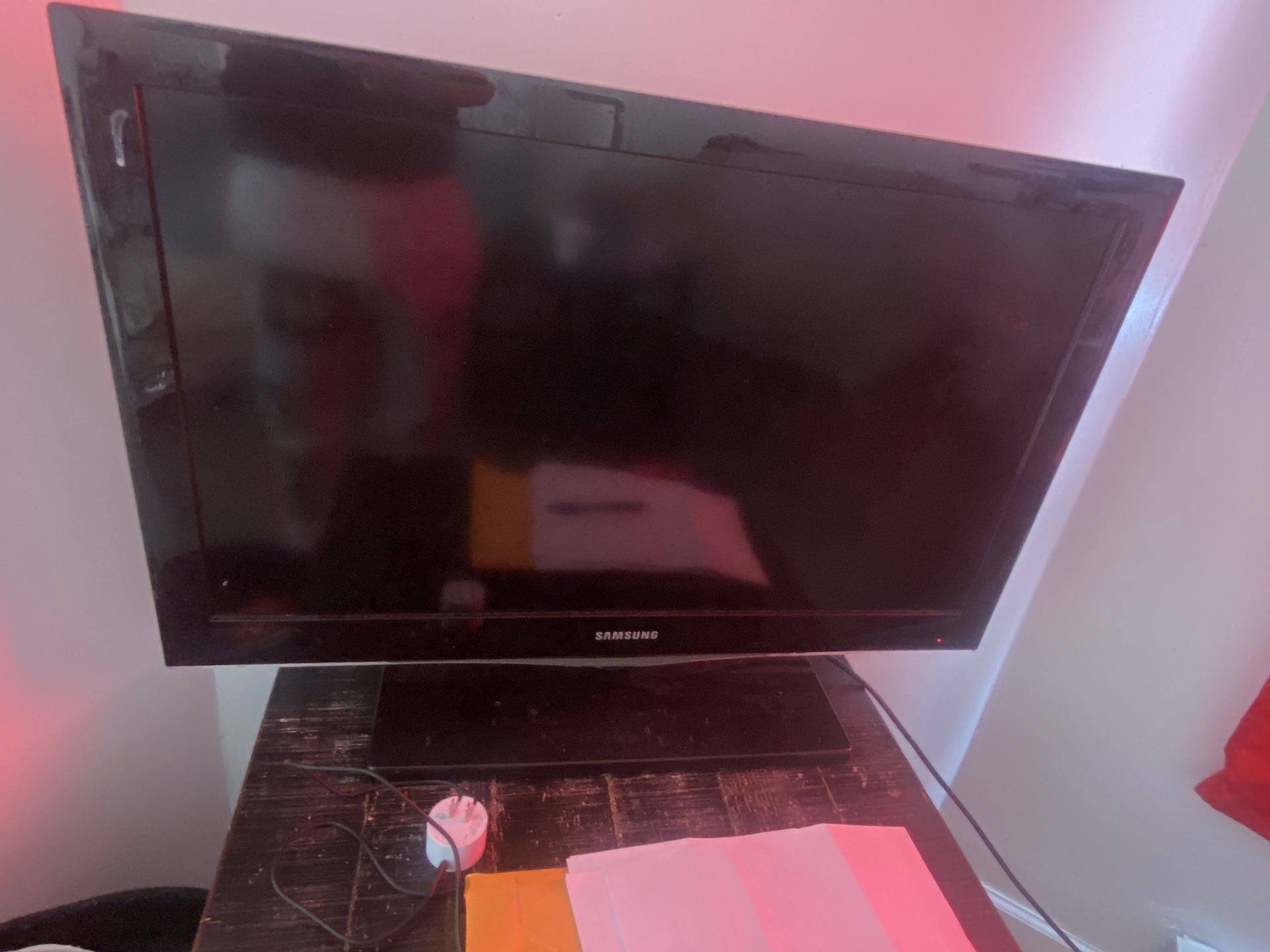 32 Inch Samsung