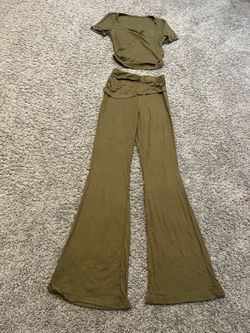 2 piece lounge outfit set $8 for both size small