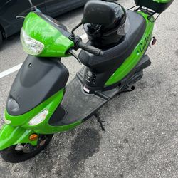 Gator Gas Fueled Moped 50cc