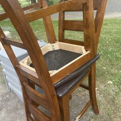 Bar table stools