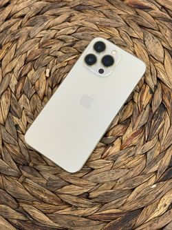   Unbeatable Prices! - Get the iPhone 13 Pro 📱 Smartphone 