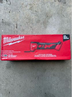 Milwaukee multi tool