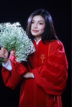 USC Doctoral Regalia Gown & Cap