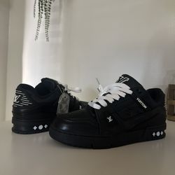 lv trainers