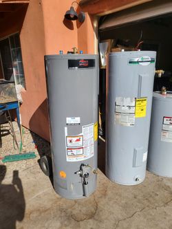 Gas Water Heater 50 gal in good condition and Warranty Works Great 19th Ave And Baseline
