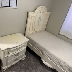 Girls Bedroom Set