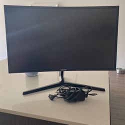SAMSUNG 27” Curved monitor