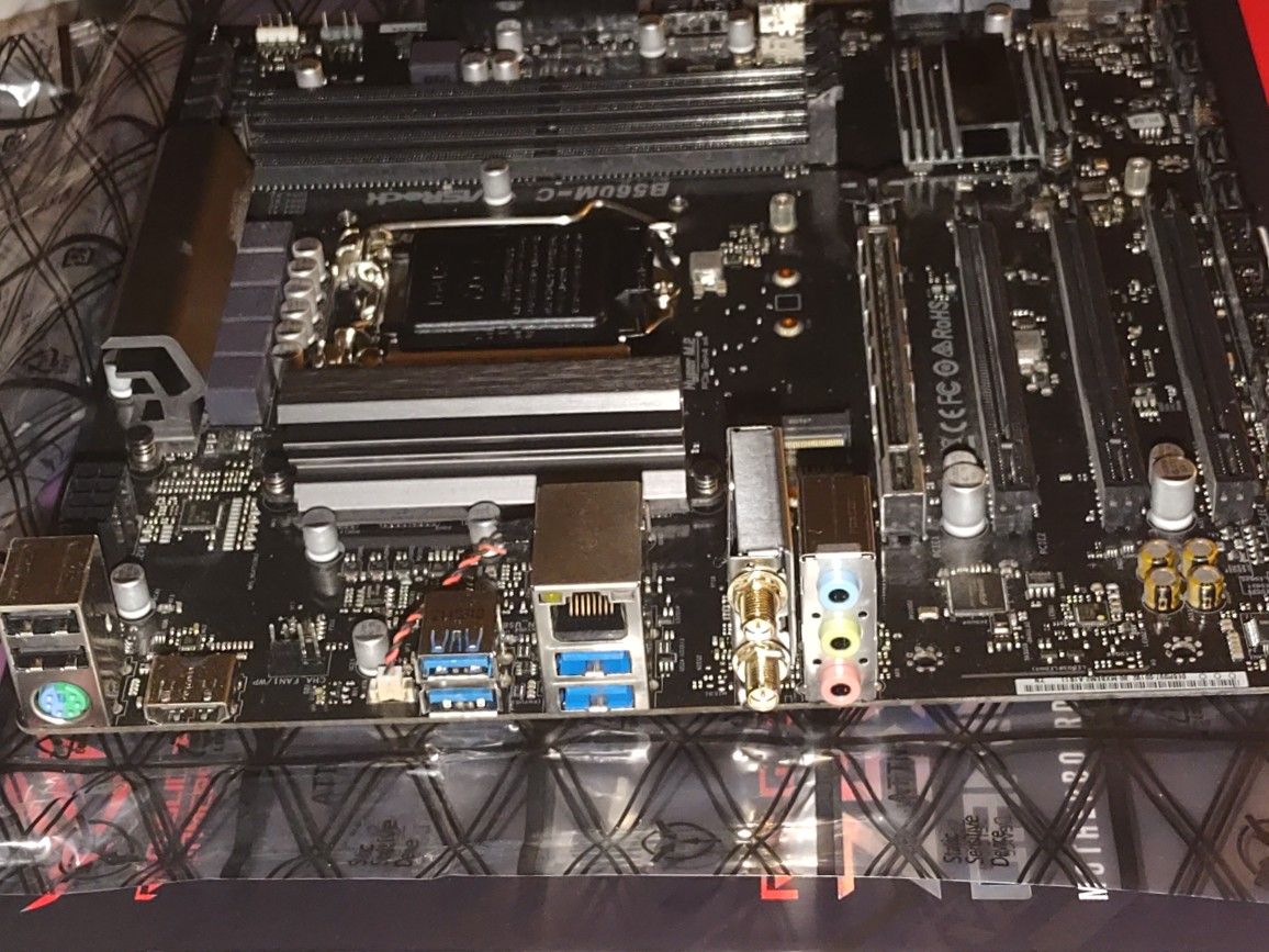 ASROCK B560MC Motherboard LG1200 for Sale in Irvine, CA OfferUp