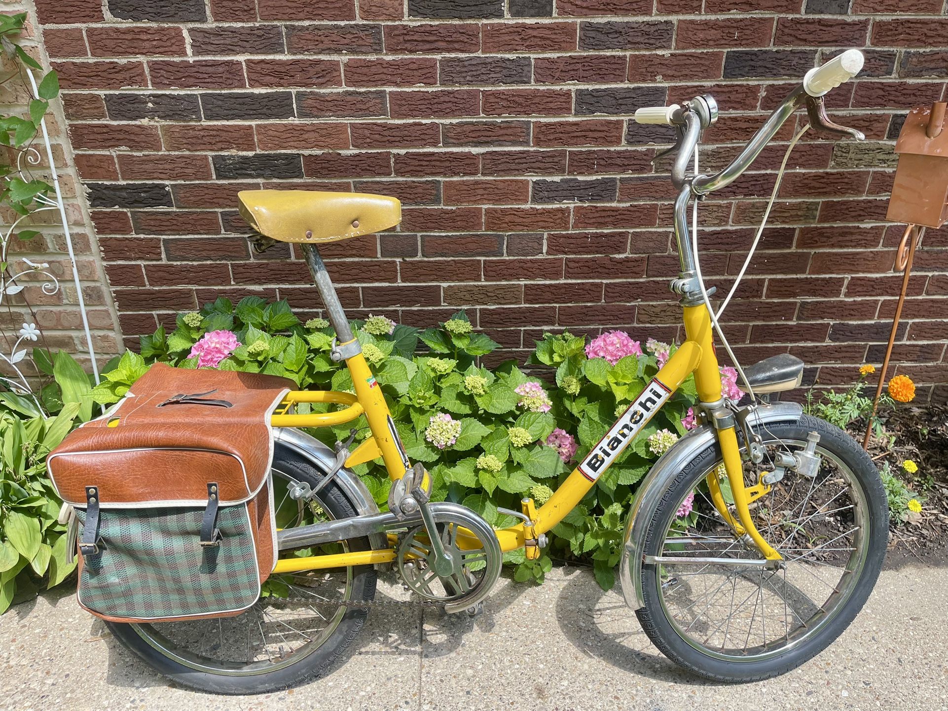 Vintage 1960s/70s Bianchi Nealeco Folding Bike 🇮🇹 💛